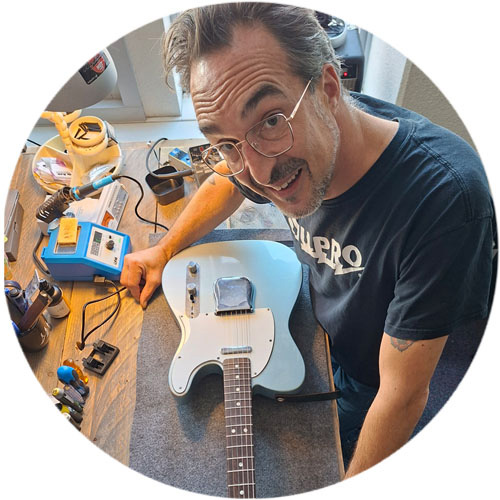 Meet Rempe Kooij from Dr. Axe Guitarworks, the luthier behind Gitaar Afstellen Utrecht.